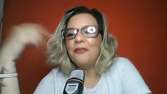 Aku Dan Anakku Menikmati Pertemuan Seksual | Cerita Lola - Tik
