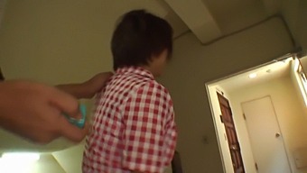 Wilde Japanse Seks Leidt Tot Intense Creampie